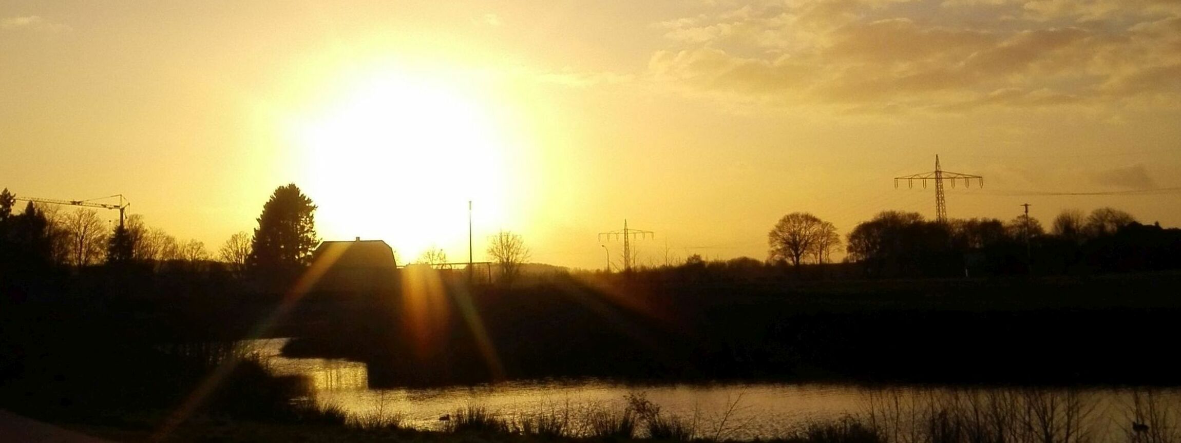 sonnenuntergang-breit