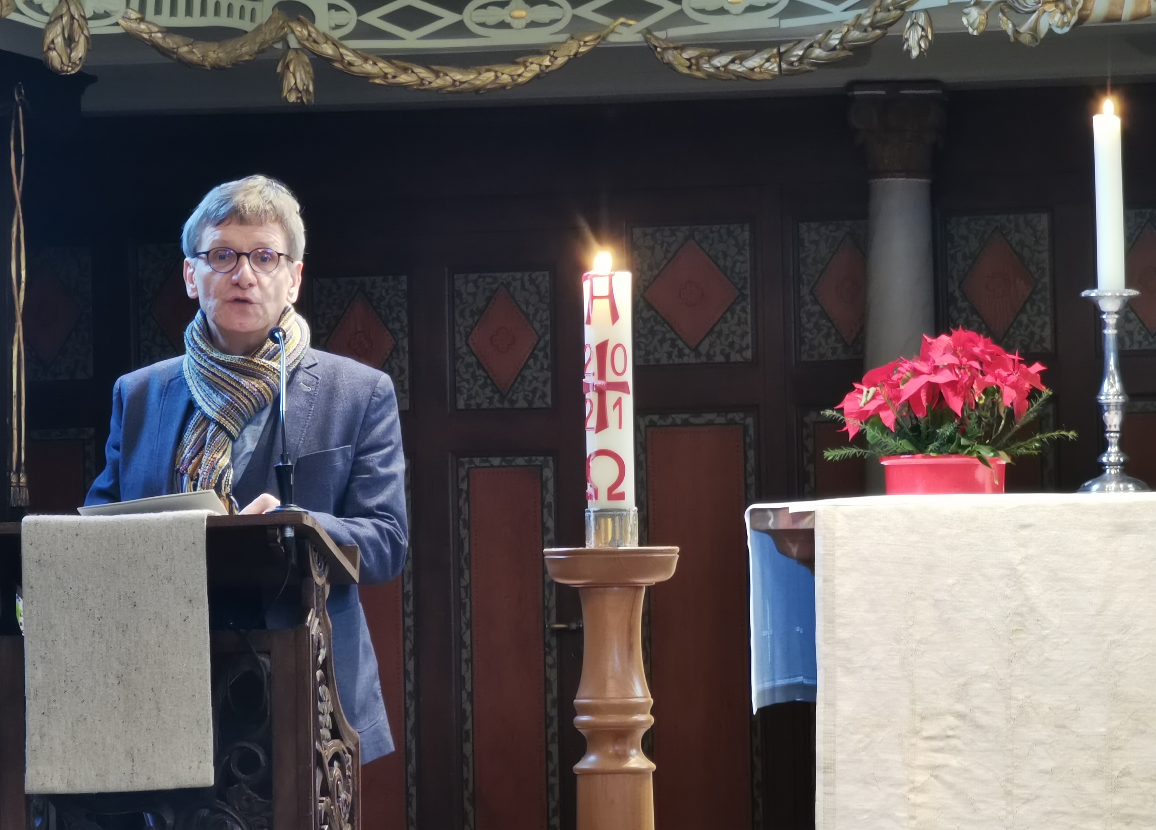 Karl Fleßner berichtet als Vorsitzender des Kirchenvorstands