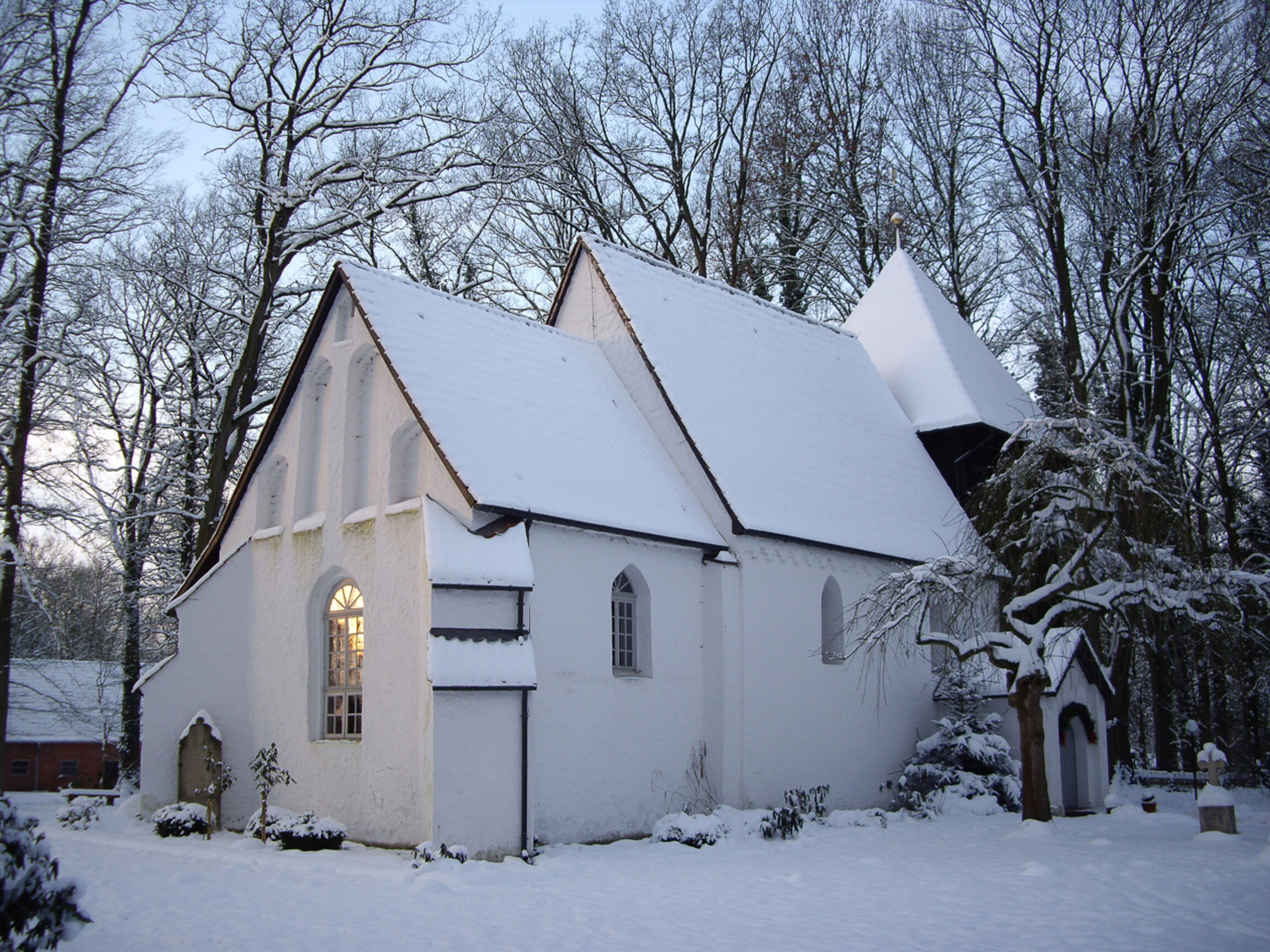 St.Georg-Kirche im Winter