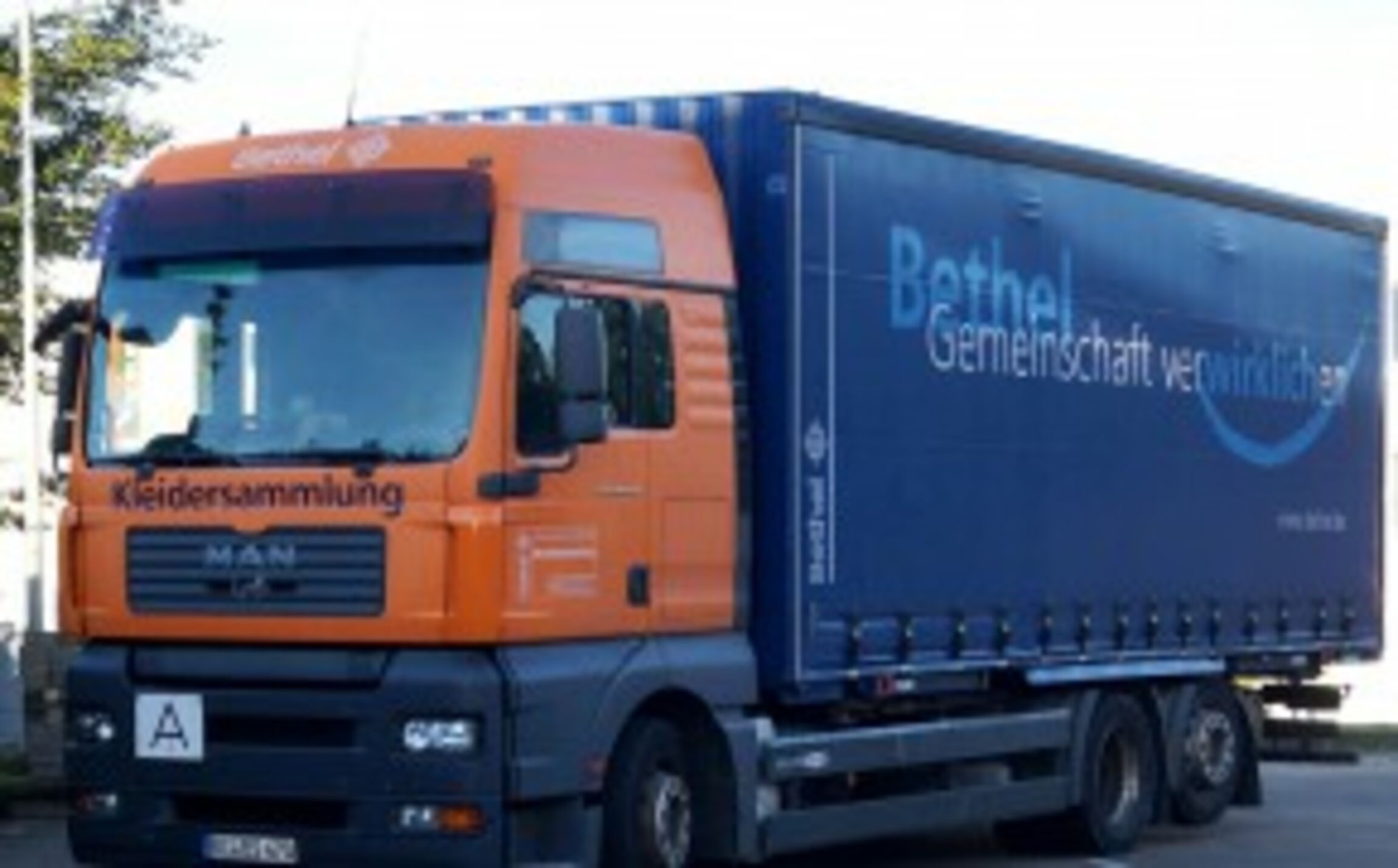 Lastwagen der Brockensammlung Bethel
