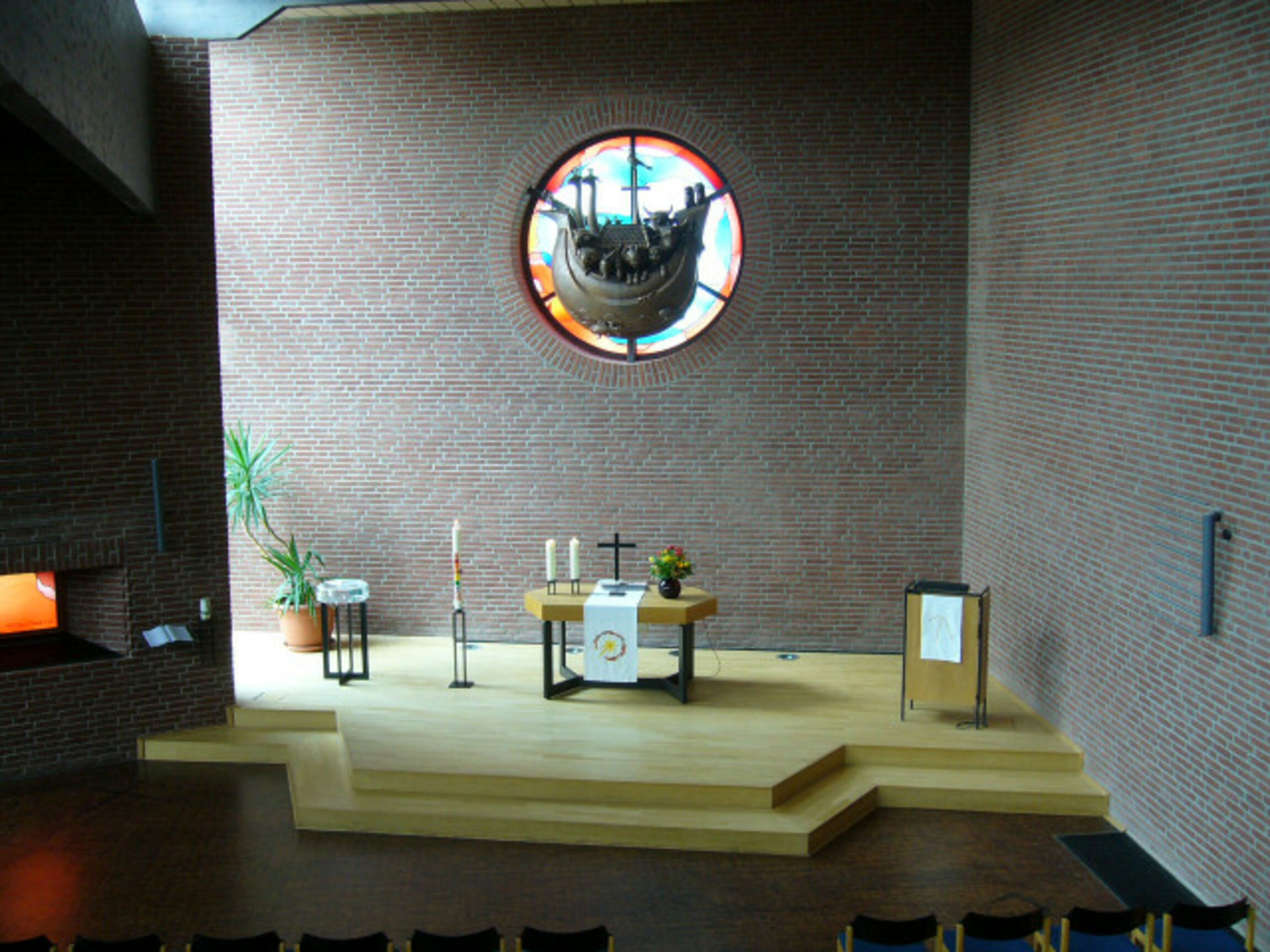 Arche Altarraum (2)