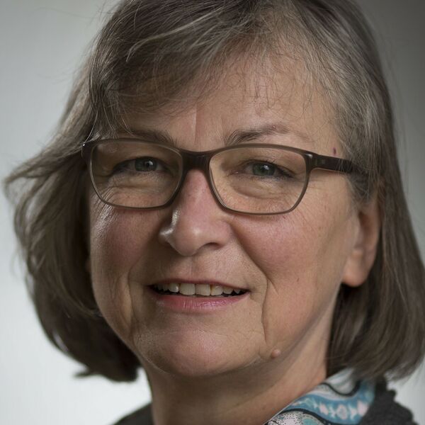 Dr. Karin Döhne