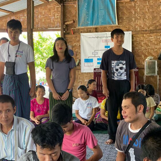 Unterrichtet in der Blindenschule Bawa Thit