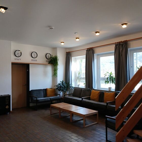 Sitzecke Haus 1 2025 - 1