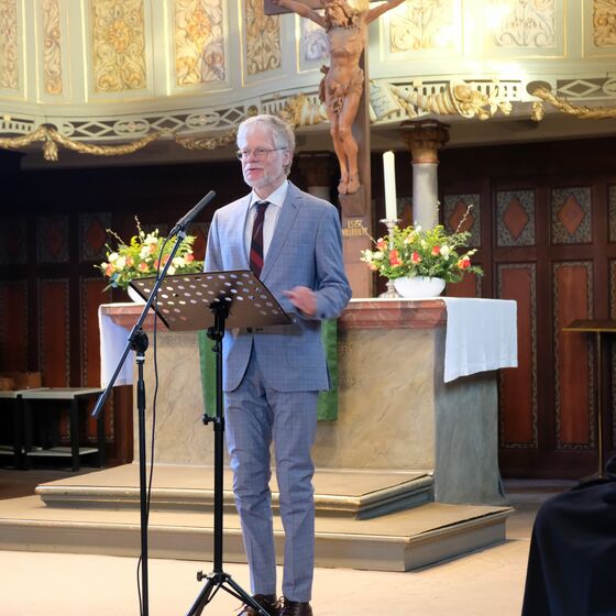 Landeskirchenmusikdirektor Hans-Joachim Rolf verabschiedete Kirchenmusikdirektor Joachim Gehrold in der Lutherkirche i