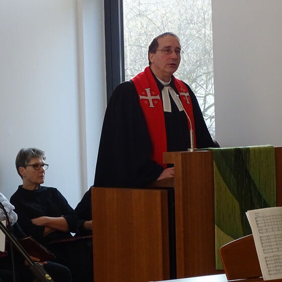 Pastor Foerster prädigt - 10 Jahre Kircherweiterung
