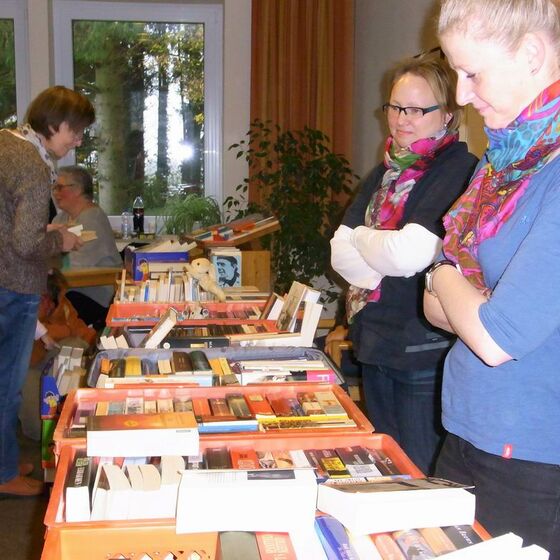 2013-11-17 Bücherflohmarkt 2