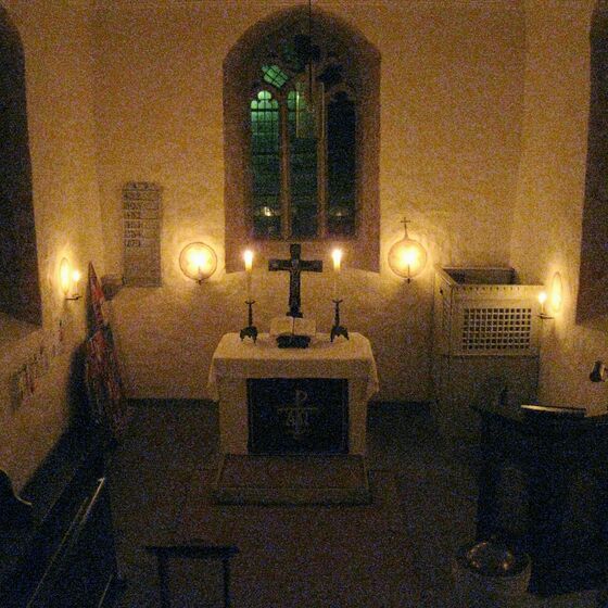 Christophoruskapelle im Kerzenlicht