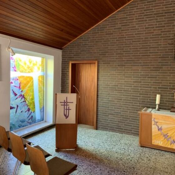 Altar und Fenster