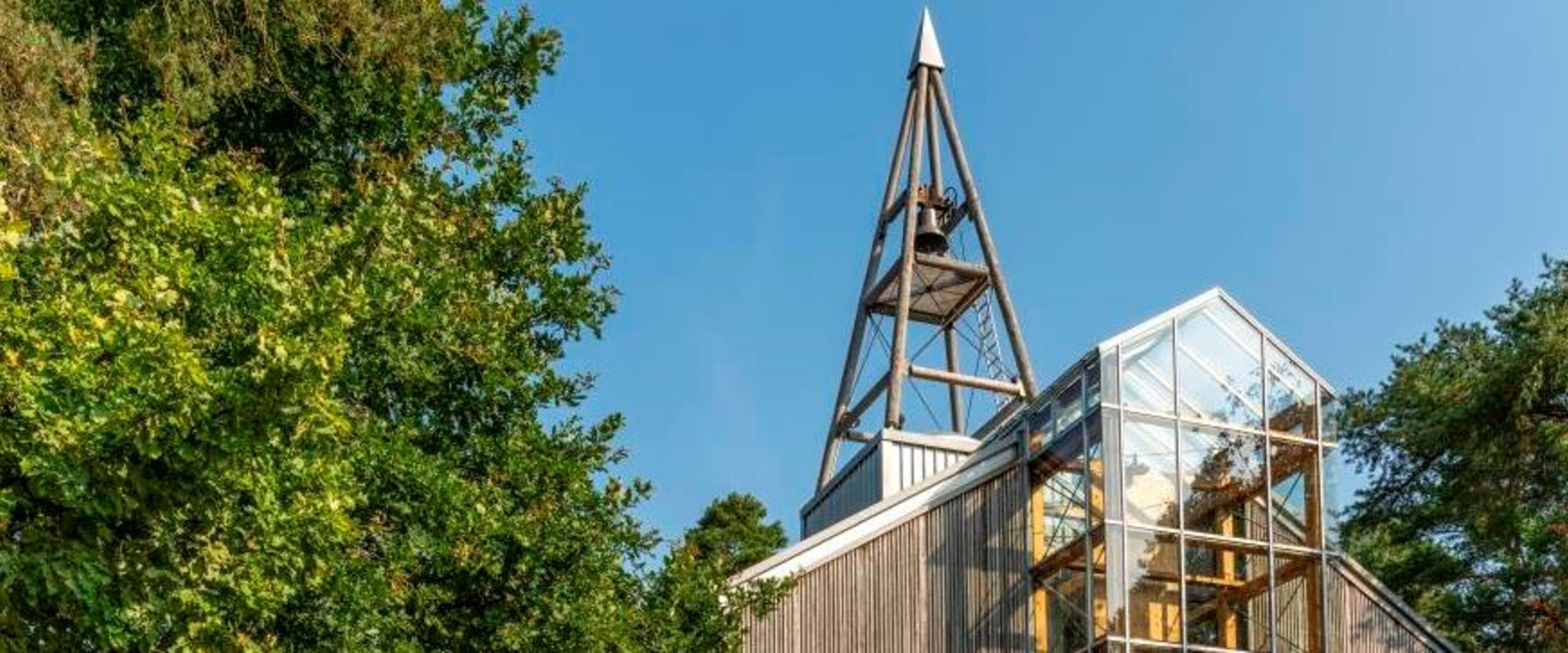 Kirche im Grünen