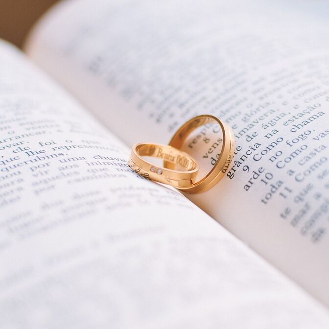HochzeitBibelPixabayPexels.jpg