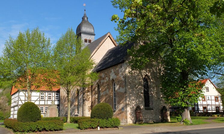 Kirche Mai 2015
