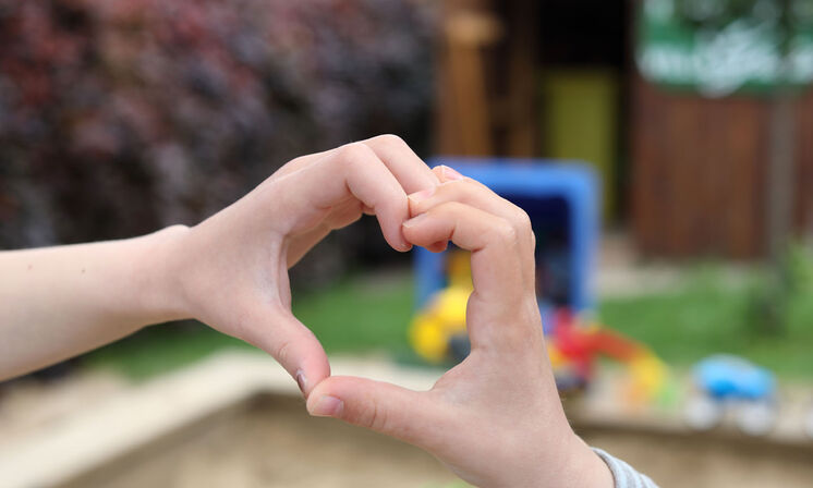 Hand-zu-Herz